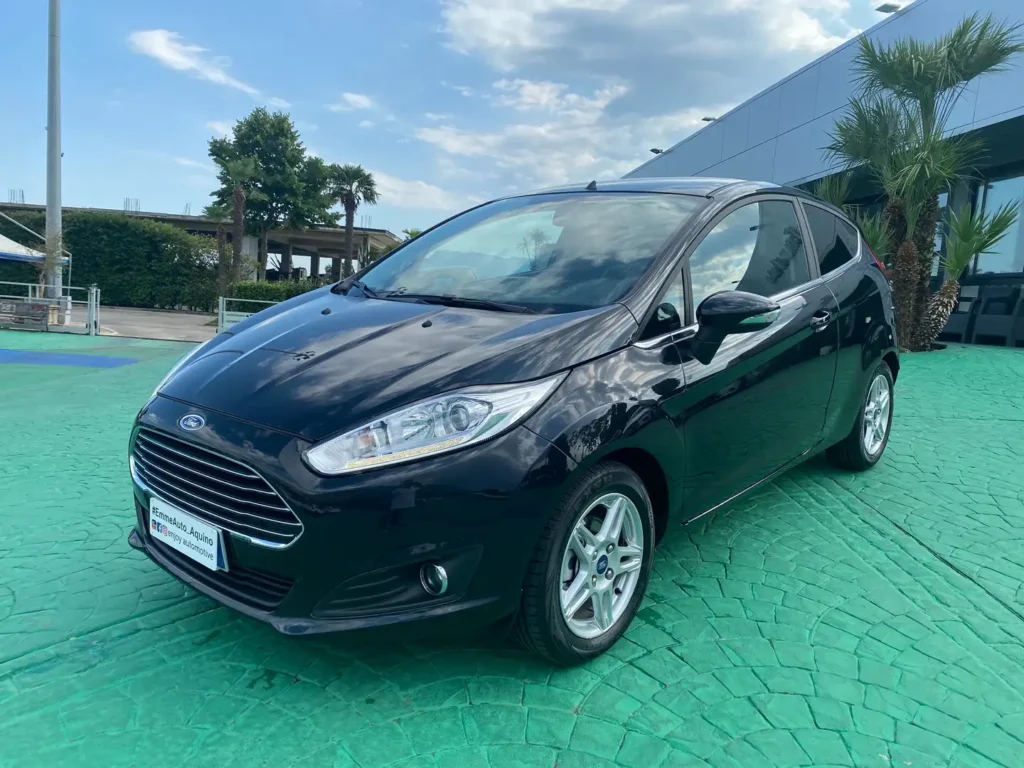 Ford Fiesta 1.5 TDCi 75CV 3 porte Titanium  "NEOPATENTATI"