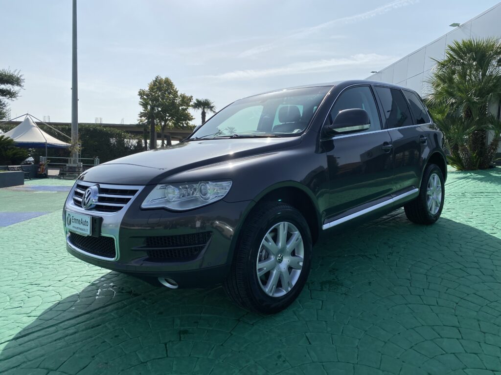 VOLKSWAGEN TUAREG 3.0 TDI 240CV TIPTRONIC