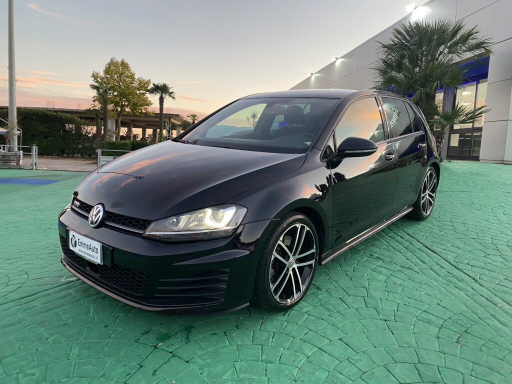 VOLKSWAGEN GOLF GTD