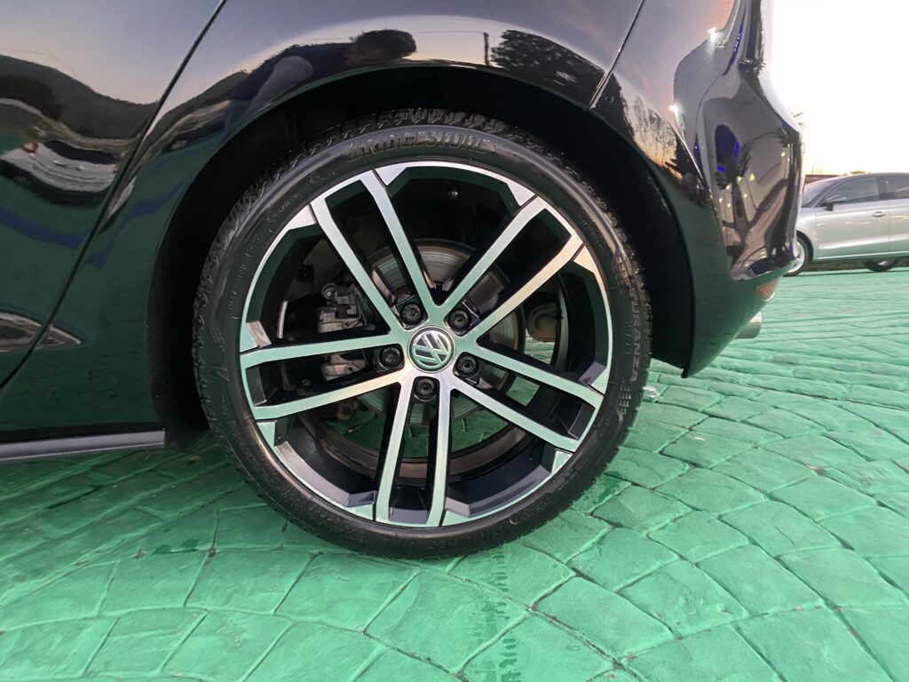 VOLKSWAGEN GOLF GTD