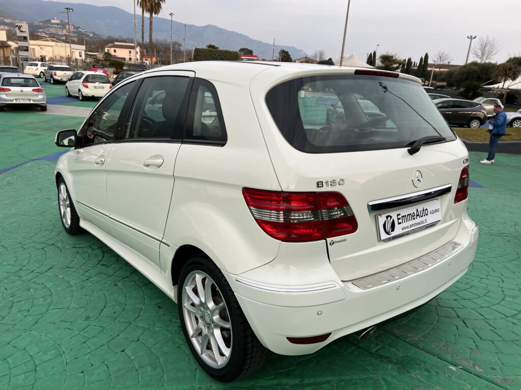 MERCEDES CLASSE B 180 SPORT