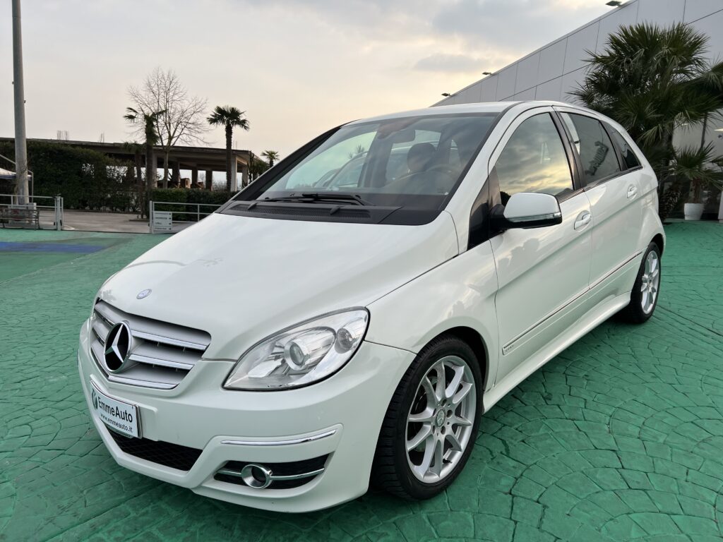 MERCEDES CLASSE B 180 SPORT
