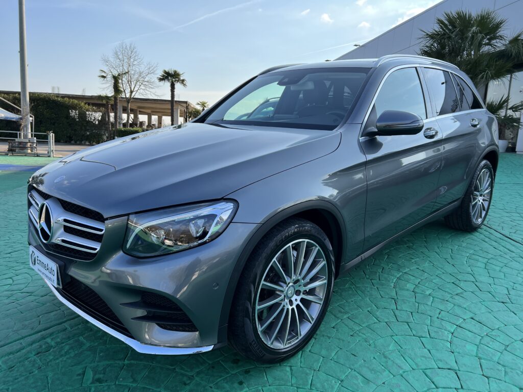 MERCEDES GLC 250d 4-Matic PREMIUM AMG