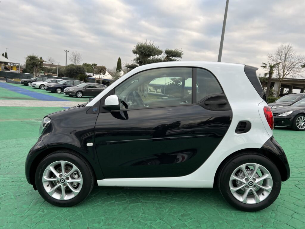 SMART FORTWO EQ ELETTRICA