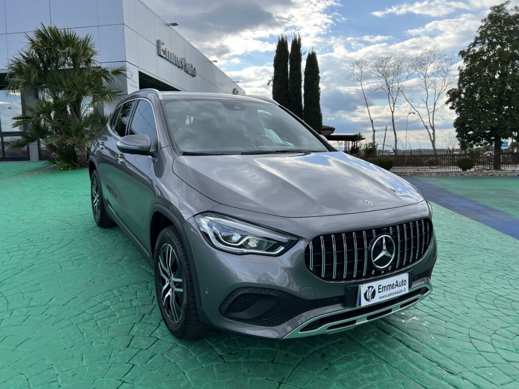 MERCEDES GLA 200 D SPORT