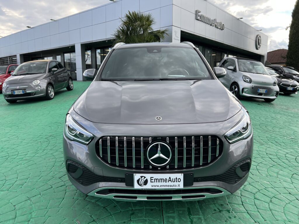 MERCEDES GLA 200 D SPORT