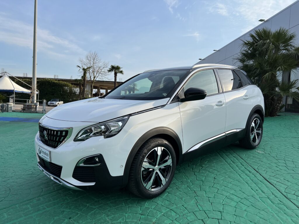 PEUGEOT 3008 1.6 Allure