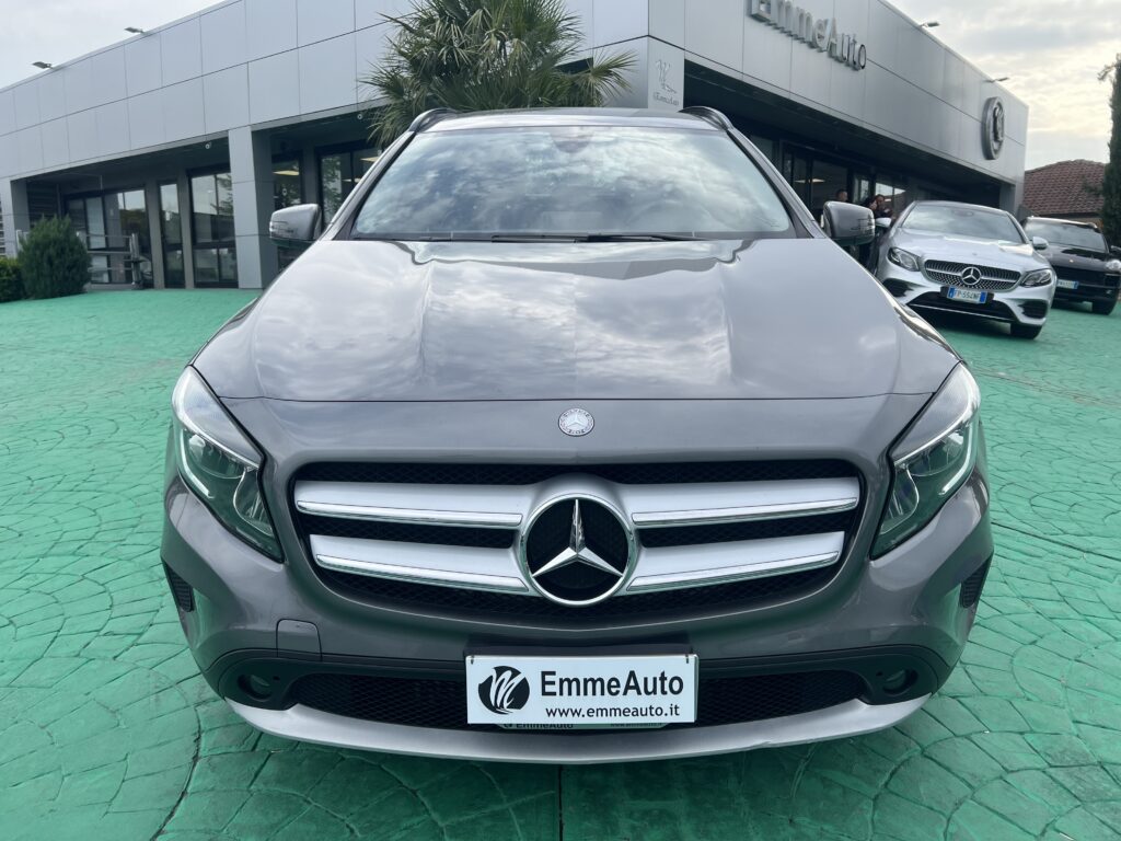 MERCEDES GLA 200D EXECUTIVE