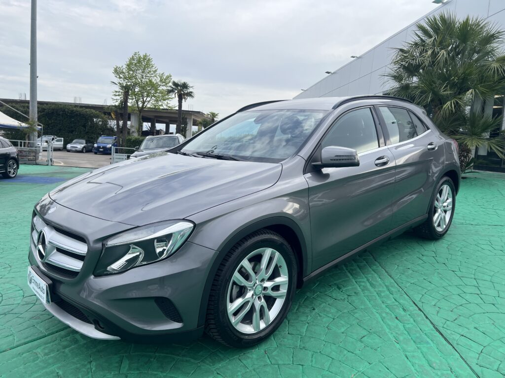 MERCEDES GLA 200D EXECUTIVE
