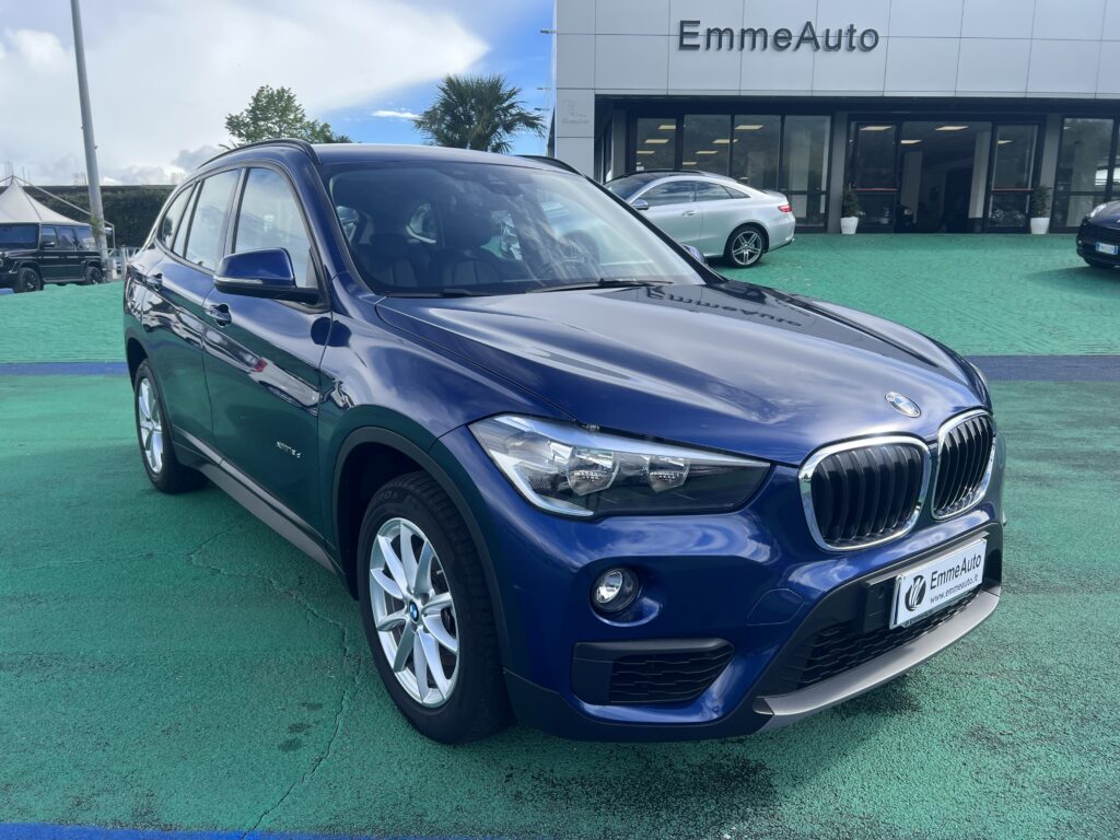 BMW X1 X-DRIVE 18D BUSINESS Advantage
