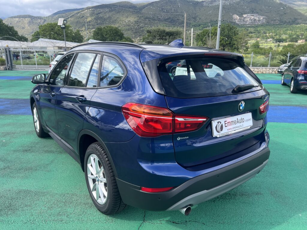 BMW X1 X-DRIVE 18D BUSINESS Advantage