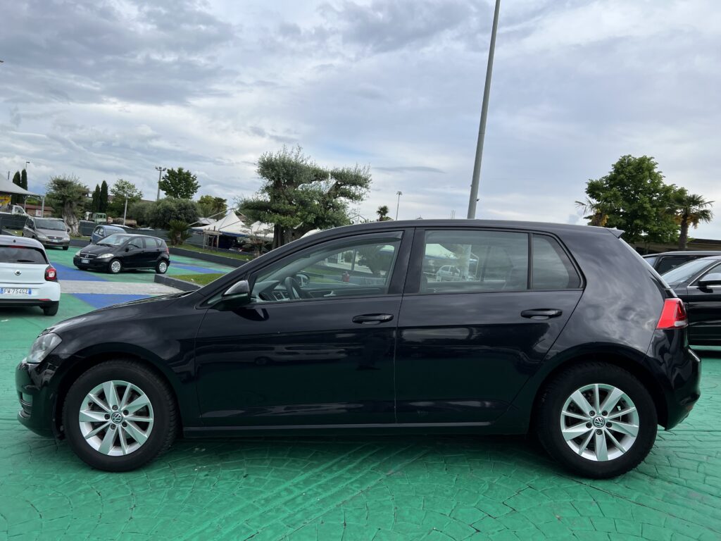 VOLKSWAGEN GOLF 7 1.6 TDI BLUEMOTION TECH