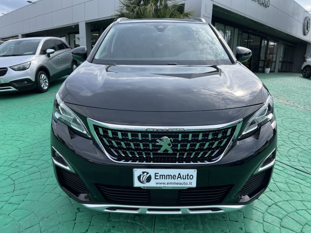 PEUGEOT 3008 1.5 BlueHDI ALLURE