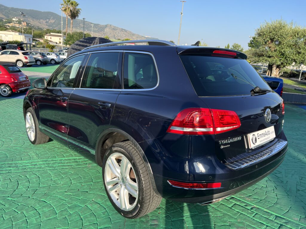 VOLKSWAGEN TOUAREG 3.0 V6 tdi Executive 204cv tiptronic BlueMotion