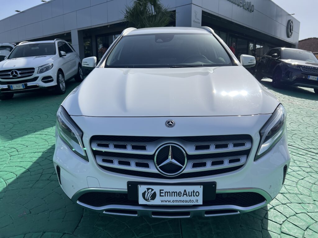 MERCEDES GLA 200 D Automatic SPORT