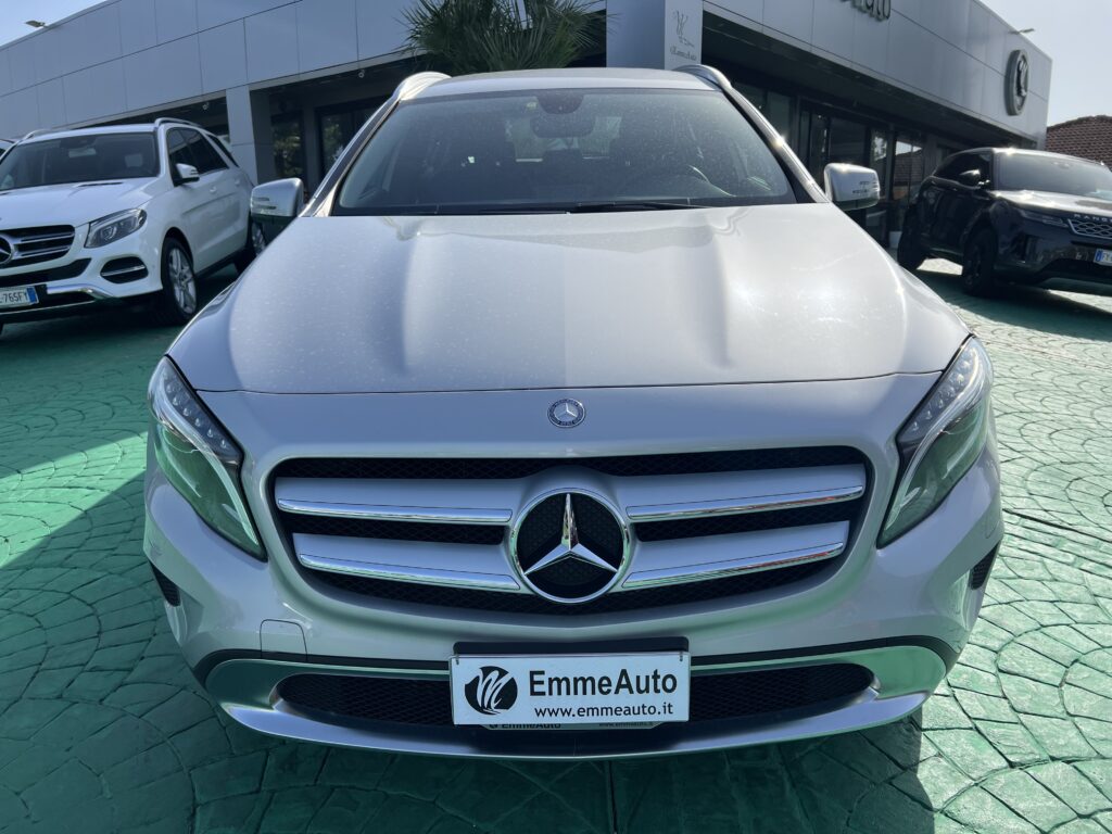 MERCEDES GLA 200 CDI PREMIUM