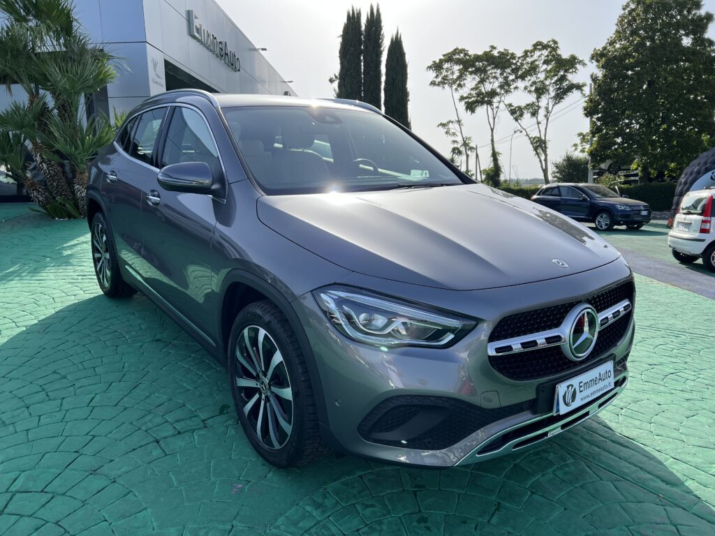 MERCEDES GLA 200 D SPORT PLUS