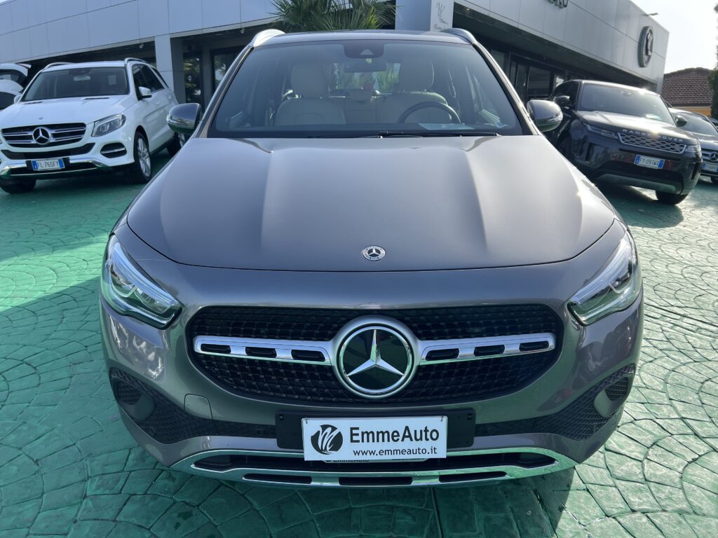 MERCEDES GLA 200 D SPORT PLUS