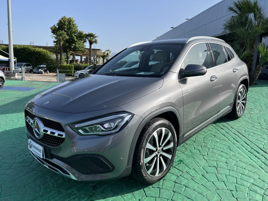 MERCEDES GLA 200 D SPORT PLUS