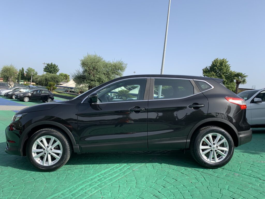 NISSAN QASHQAI 1.5 dci ACENTA