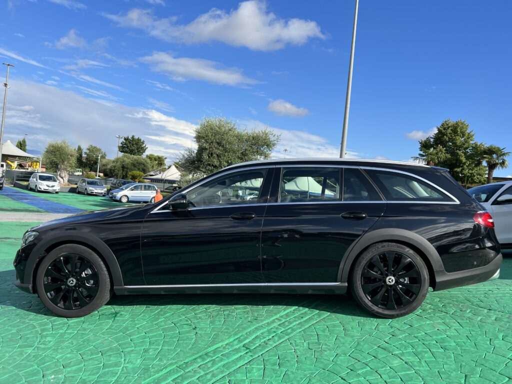 MERCEDES CLASSE E 220 D 4-MATIC ALL-TERRAIN PREMIUM