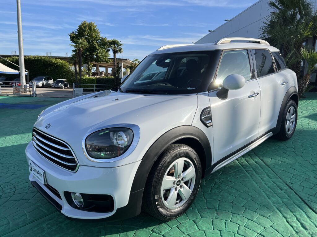 MINI COUNTRYMAN ONE D BUSINESS 1.5 115 CV