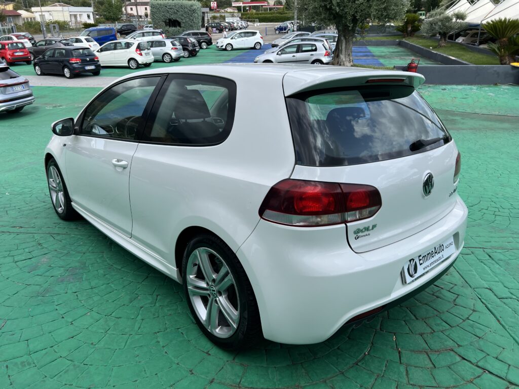 VOLKSWAGEN GOLF 2.0 TDO 140CV 3P. HIGHLINE R-LINE