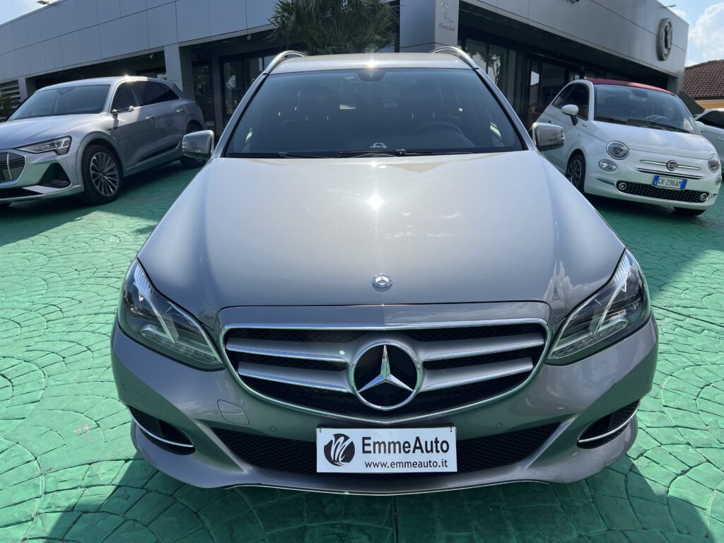 MERCEDES E 220 CDI SW PREMIUM