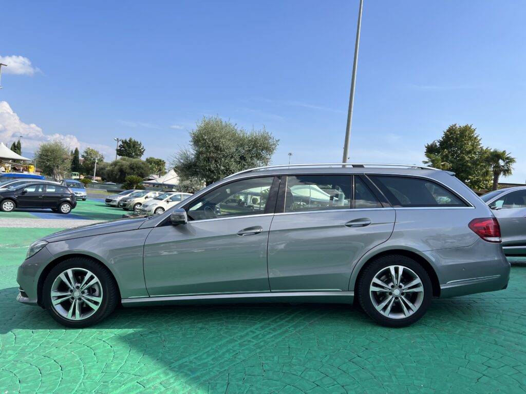 MERCEDES E 220 CDI SW PREMIUM