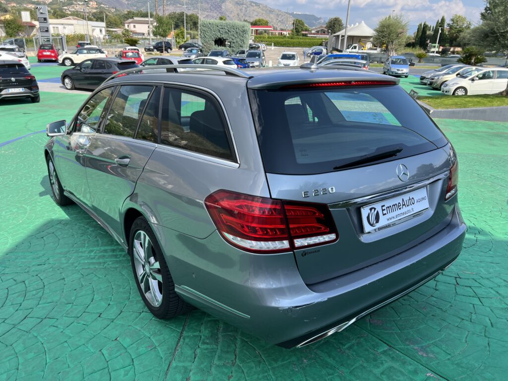 MERCEDES E 220 CDI SW PREMIUM