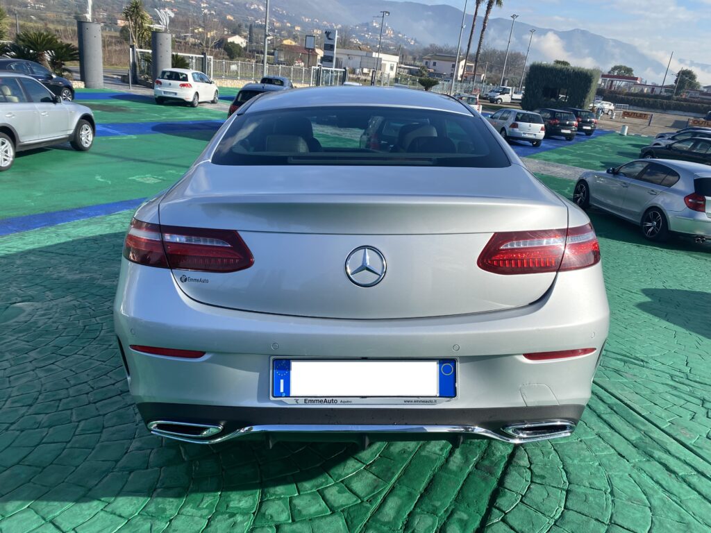 Mercedes-Benz E 220 Coupe d Premium Plus 4matic auto