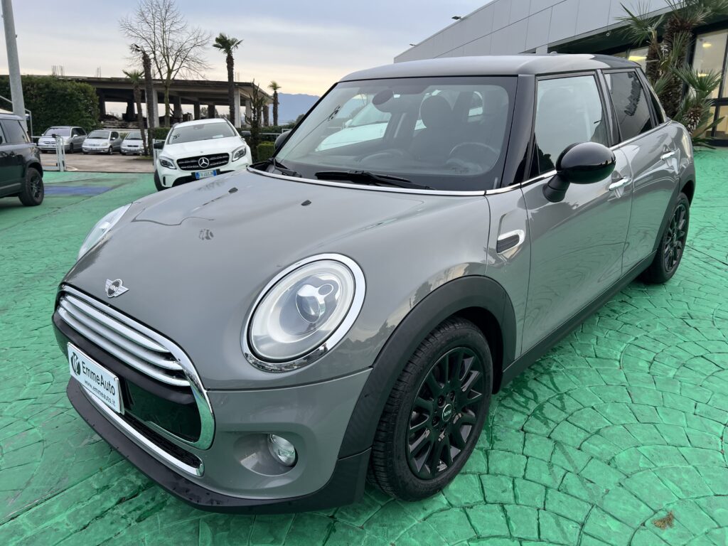 MINI Cooper D 1.5 Jhon Cooper WORKS 5p