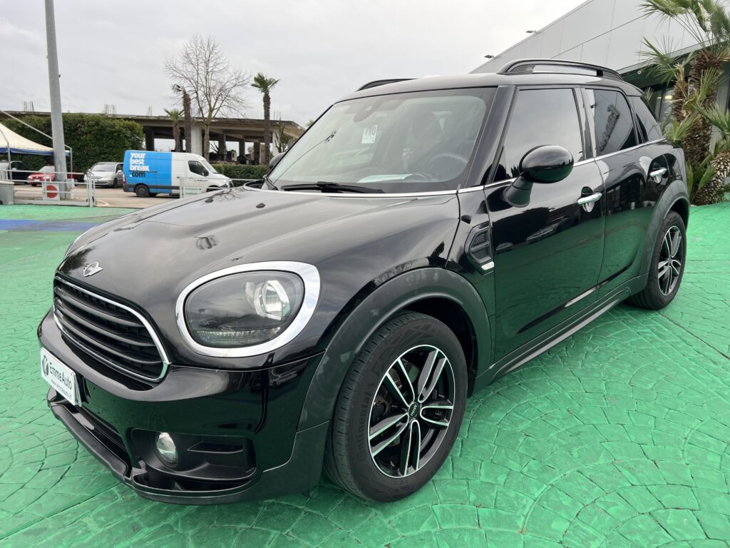 MINI Cooper D Countryman Business 136 Cavalli