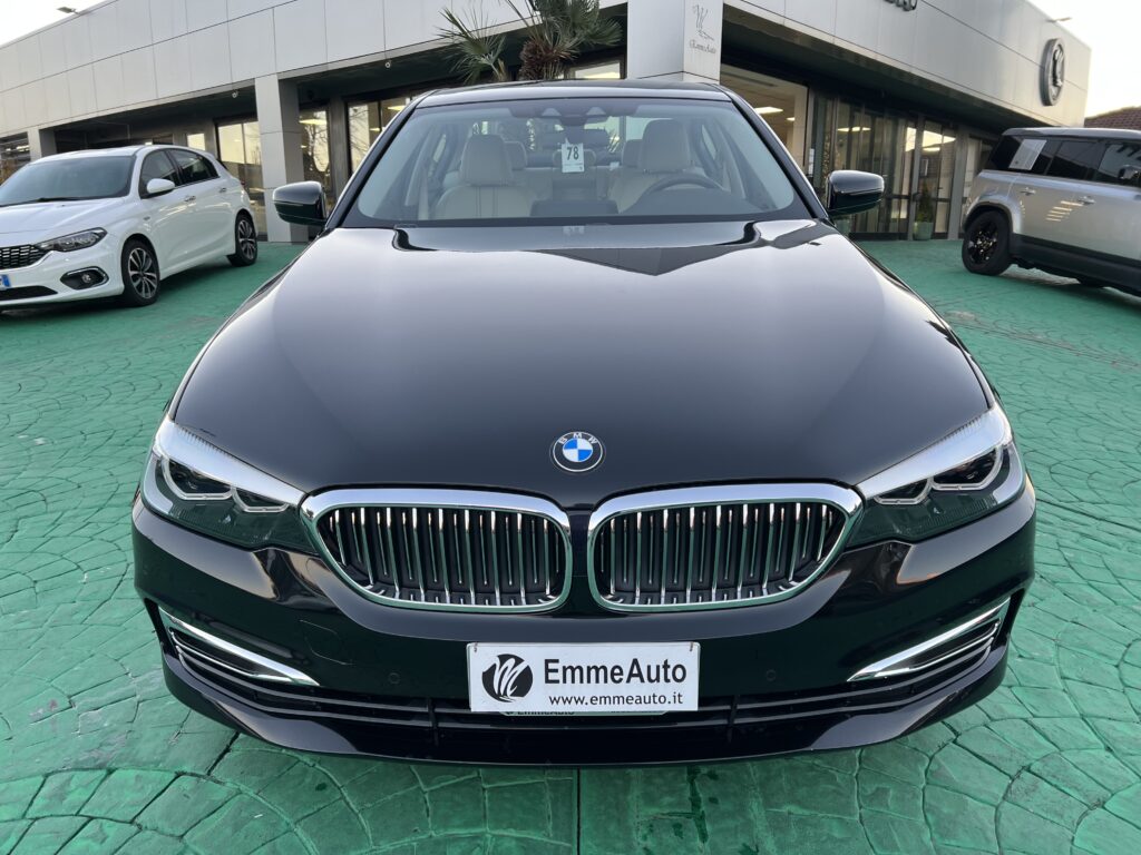 BMW Serie 5 520 D LUXURY -NUOVA-